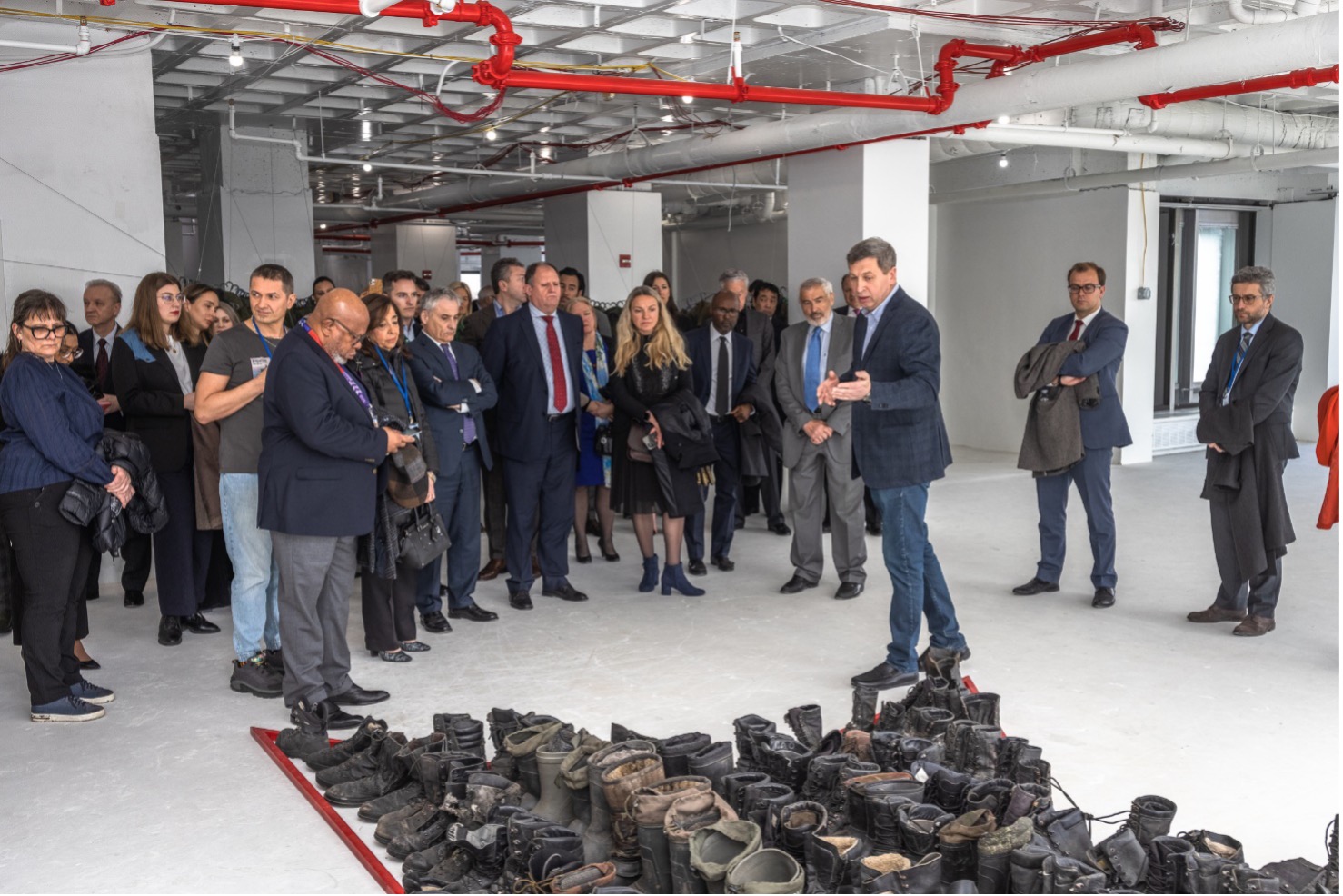 У річницю визволення Бучі у Нью-Йорку біля ООН відкрилася виставка про звірства росіян в Україні